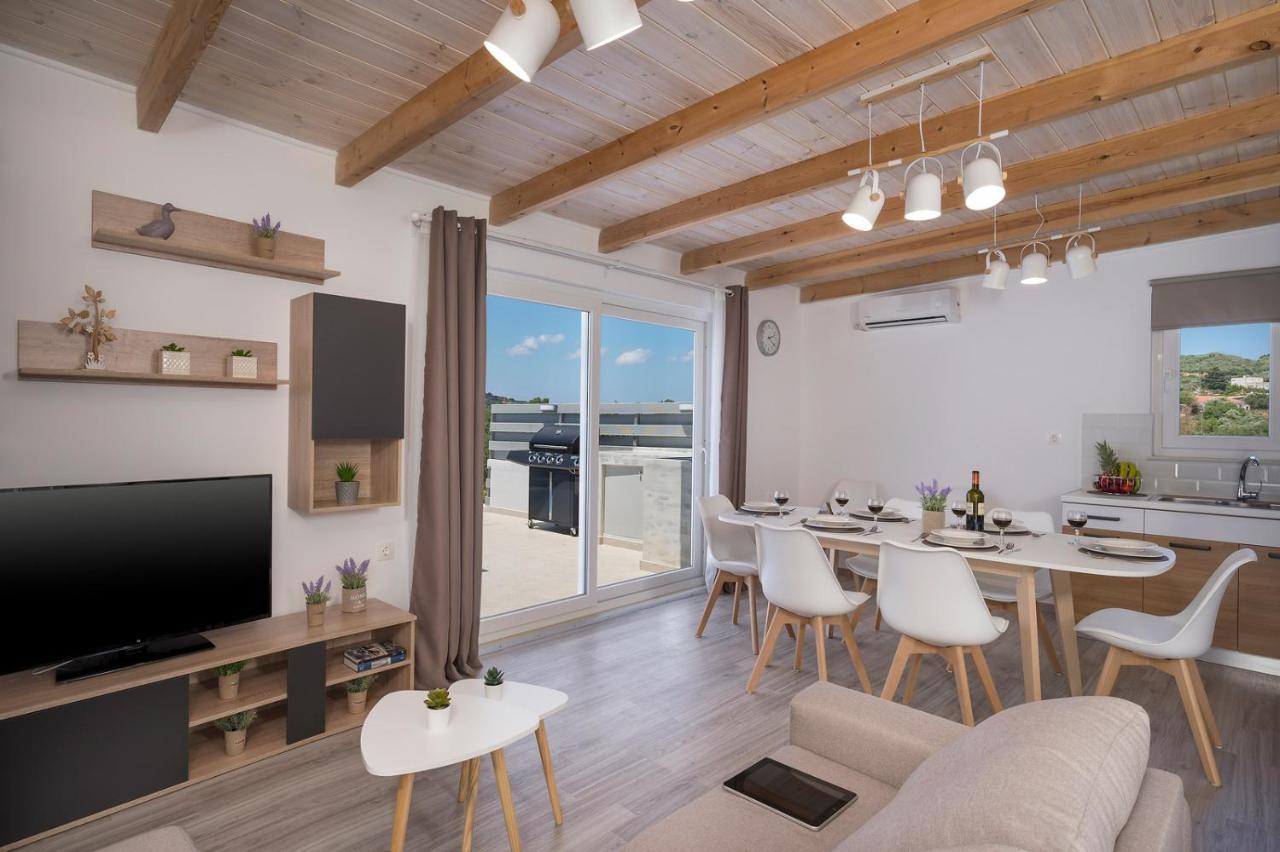 B&M Villas Metochi Siriliou Buitenkant foto