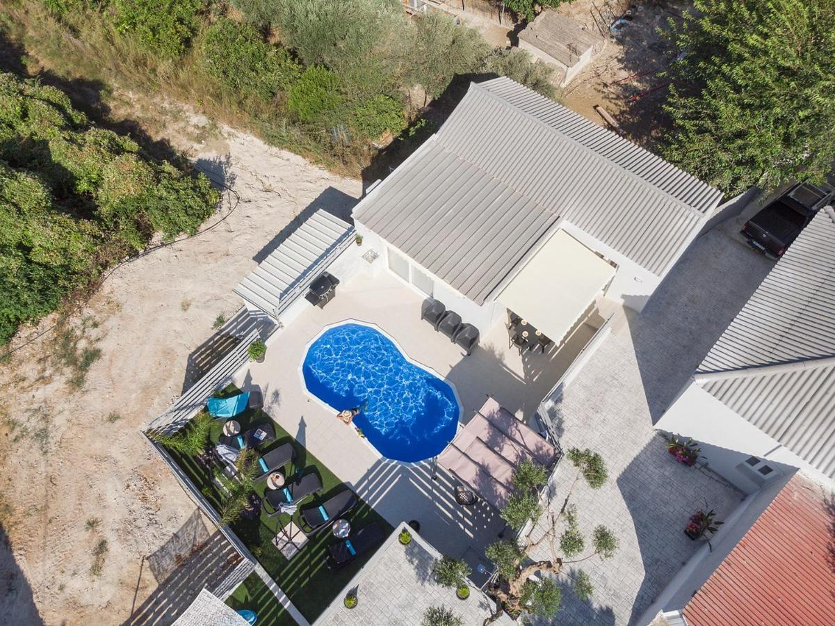 B&M Villas Metochi Siriliou Buitenkant foto